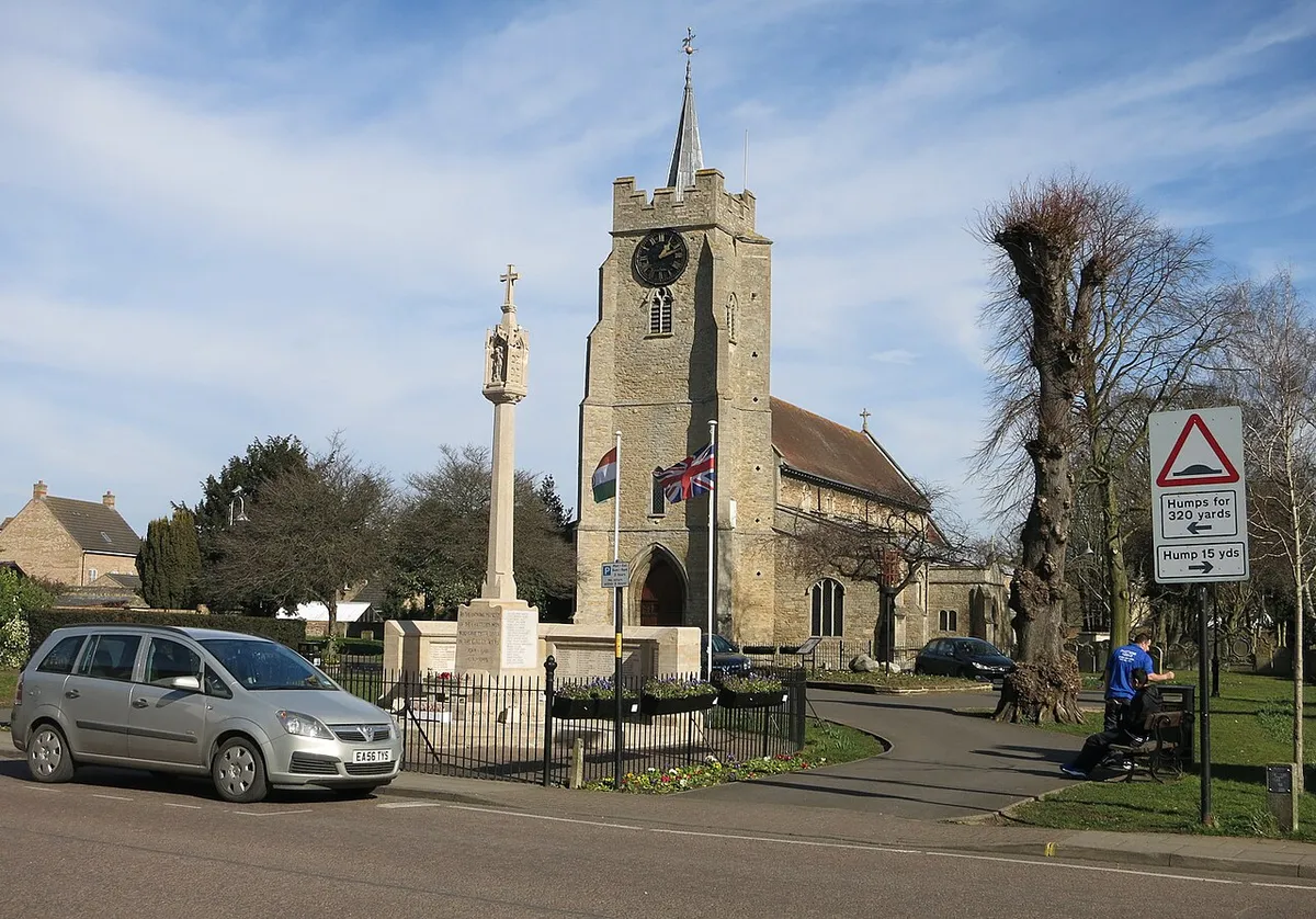 Chatteris church and war memorial