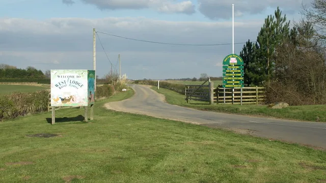 West Lodge Farm Park entrance, Desborough (2007 photo)